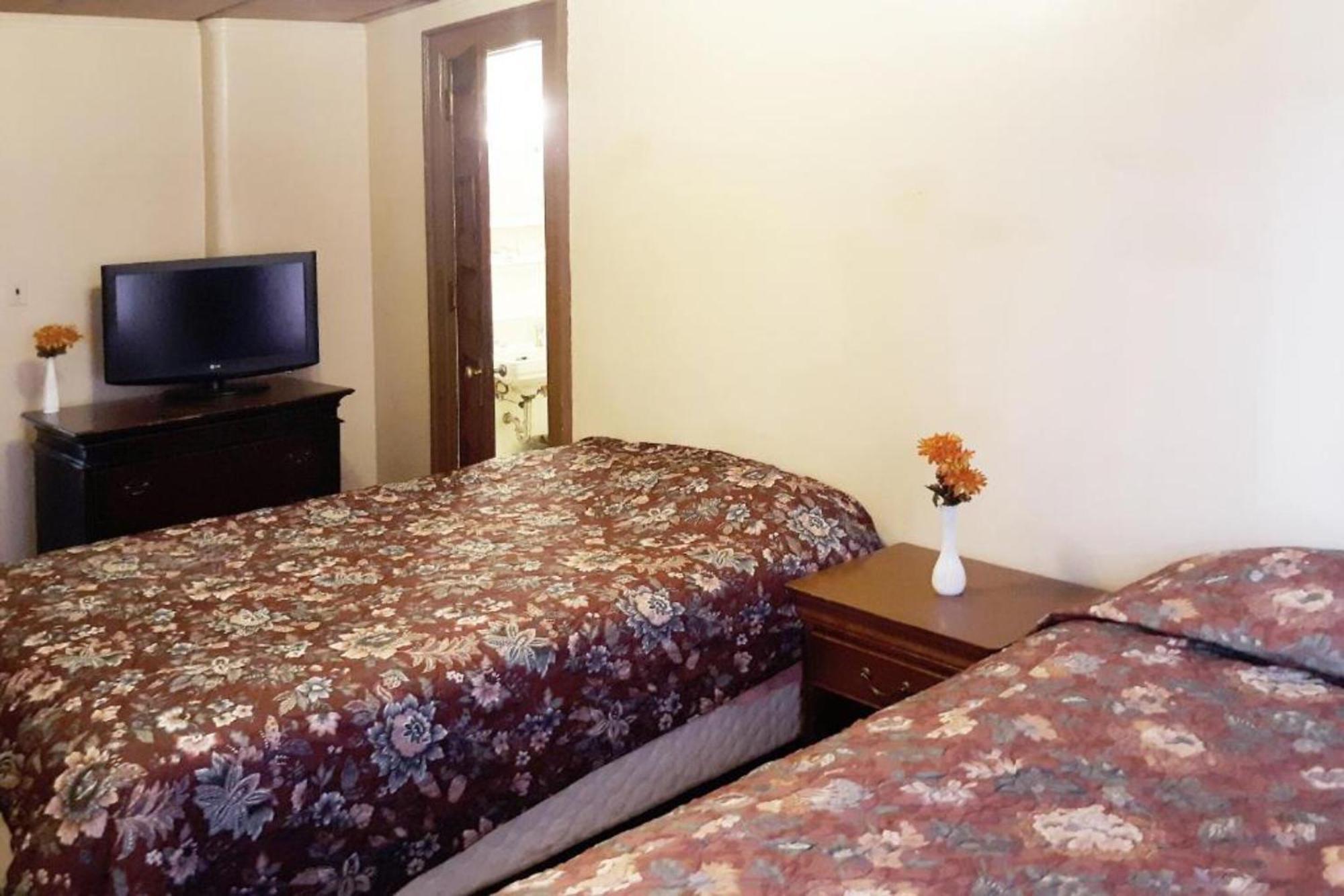 Oyo Hotel Bradford Main St Pa Bagian luar foto