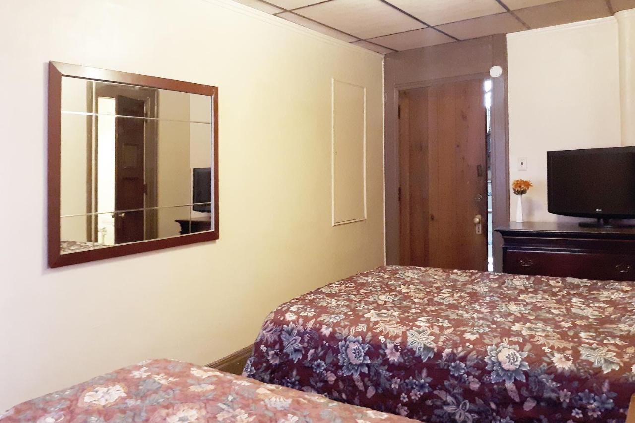 Oyo Hotel Bradford Main St Pa Bagian luar foto